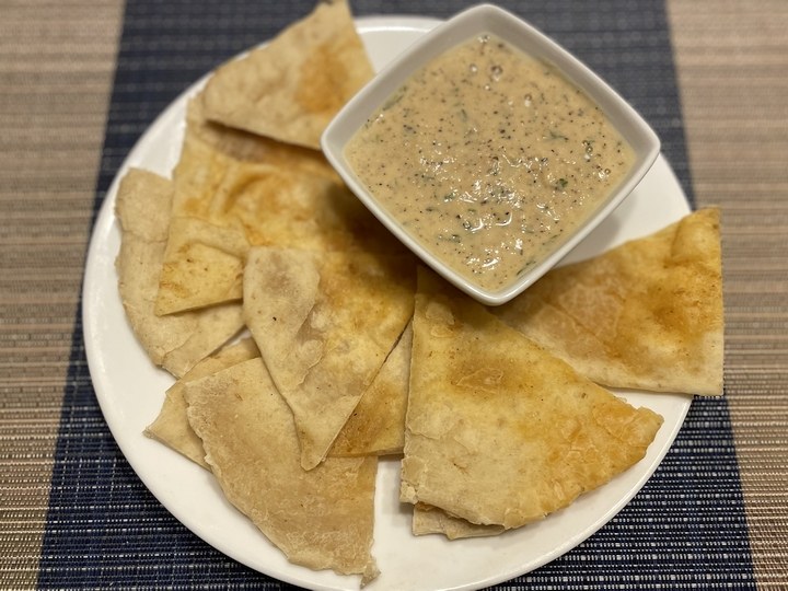 Hummus & Pita Bread